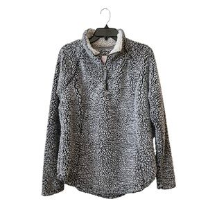Cozy Sherpa Pullover Women's Size M Gray 1/4 Zip Long Sleeve Sweater Round Hem